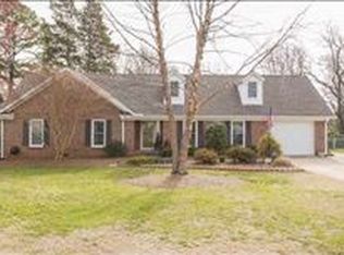 106 Devenger Pl, Greer, SC 29650