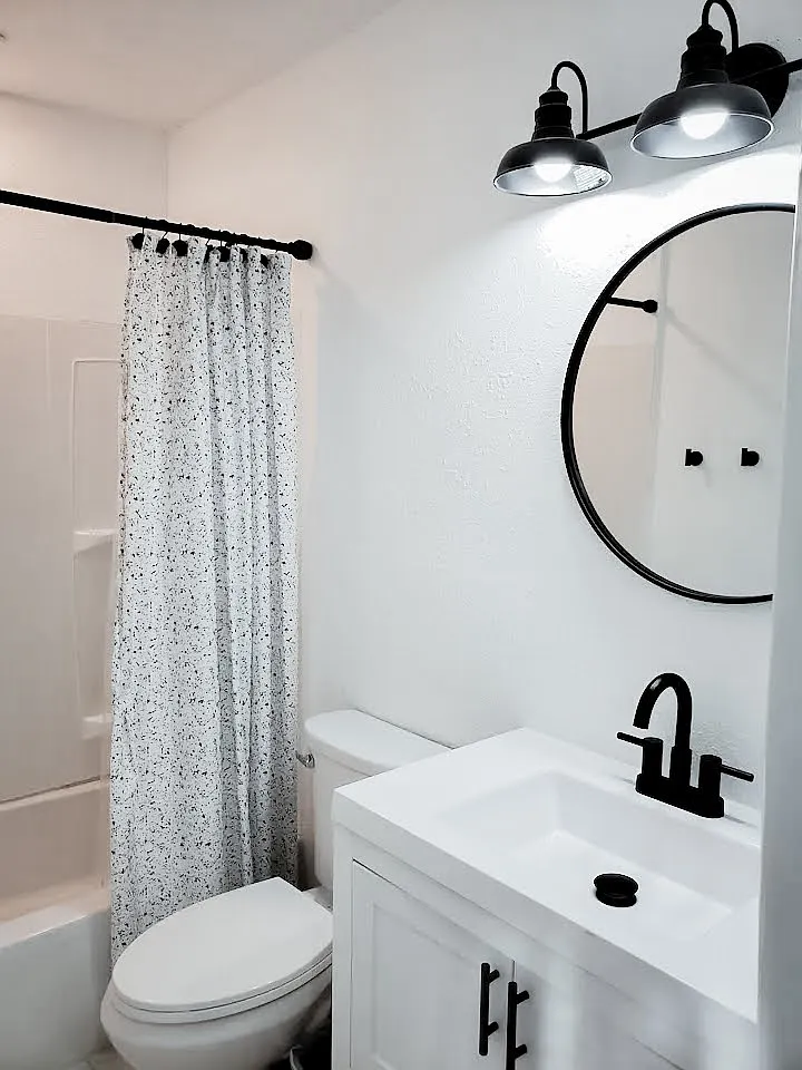 Studio, 310 sqft, $1,700 — Photo 4