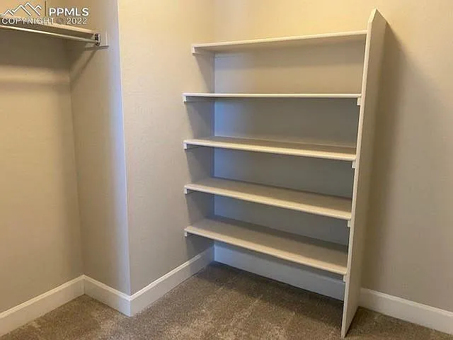 walk-in closet off primary bath