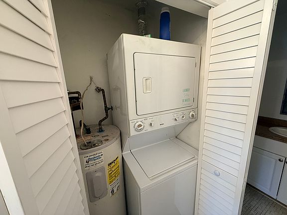 5th image of 3034 Ivy Bush Ct