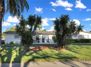 14421 SW 85th Ave, Palmetto Bay, FL 33158