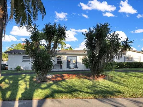 14421 SW 85th Ave, Palmetto Bay, FL 33158