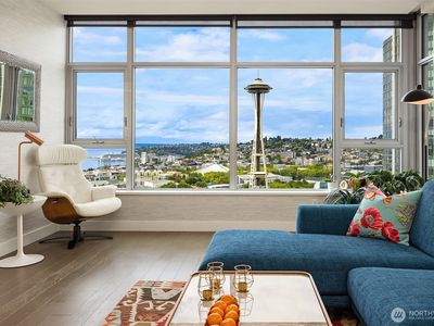 583 Battery Street #2704N, Seattle, WA, 98121