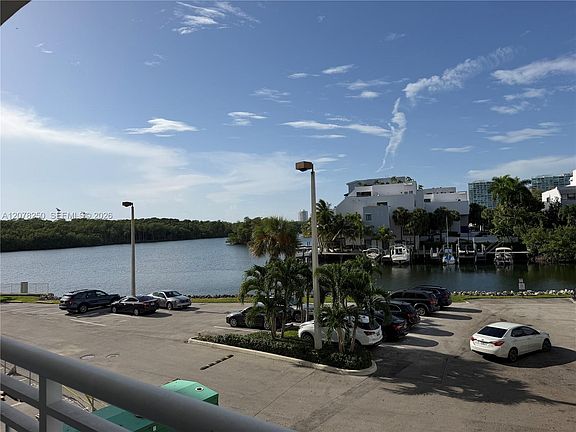 5th image of 400 Kings Point Dr APT 218