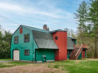 144 Pomeroy Meadow Rd, Southampton, MA 01073