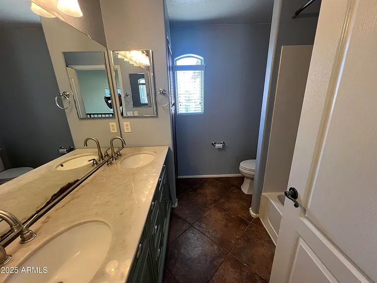 16209 W Hilton Ave — Photo 22