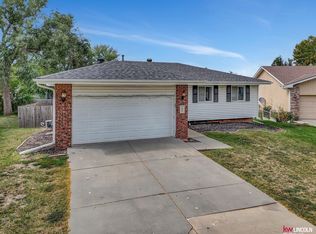 1933 SW 19th St, Lincoln, NE 68522