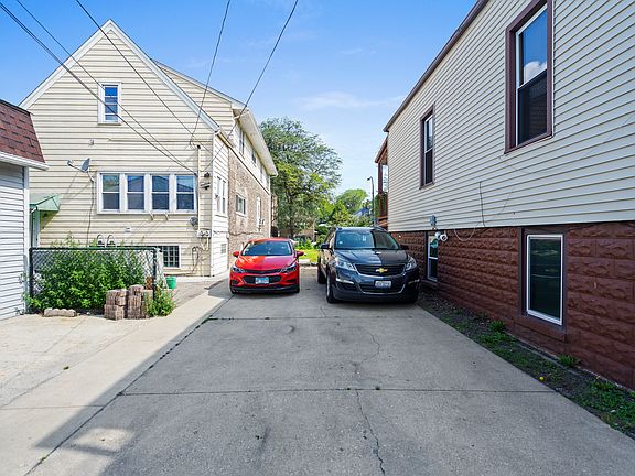 5th image of 5107 W 30th Pl