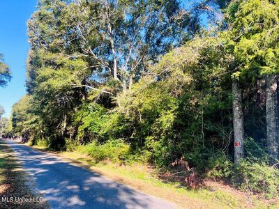 24 Nelson Rd, Poplarville, MS, 39470