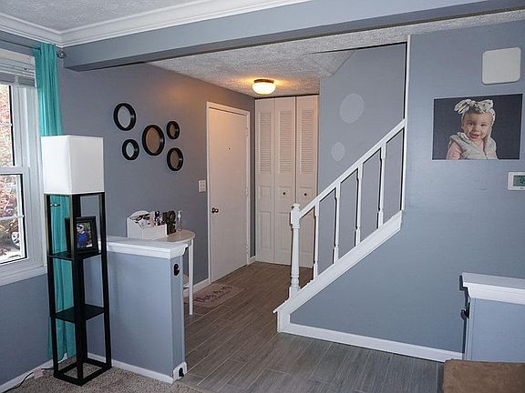 2nd image of 8193 Winding Trail Pl