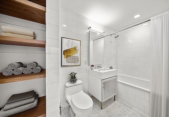 5th image of 1113 York Ave APT 3F