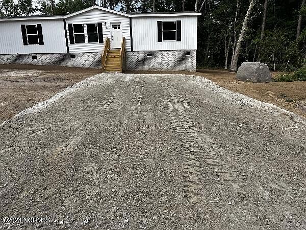 2nd image of 1162 N Windward Drive