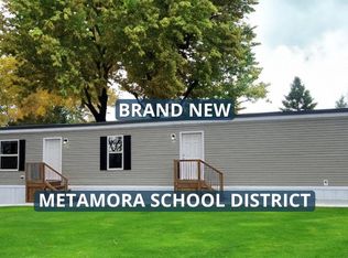 103 Hollyhock Ln #64R, Metamora, IL 61548
