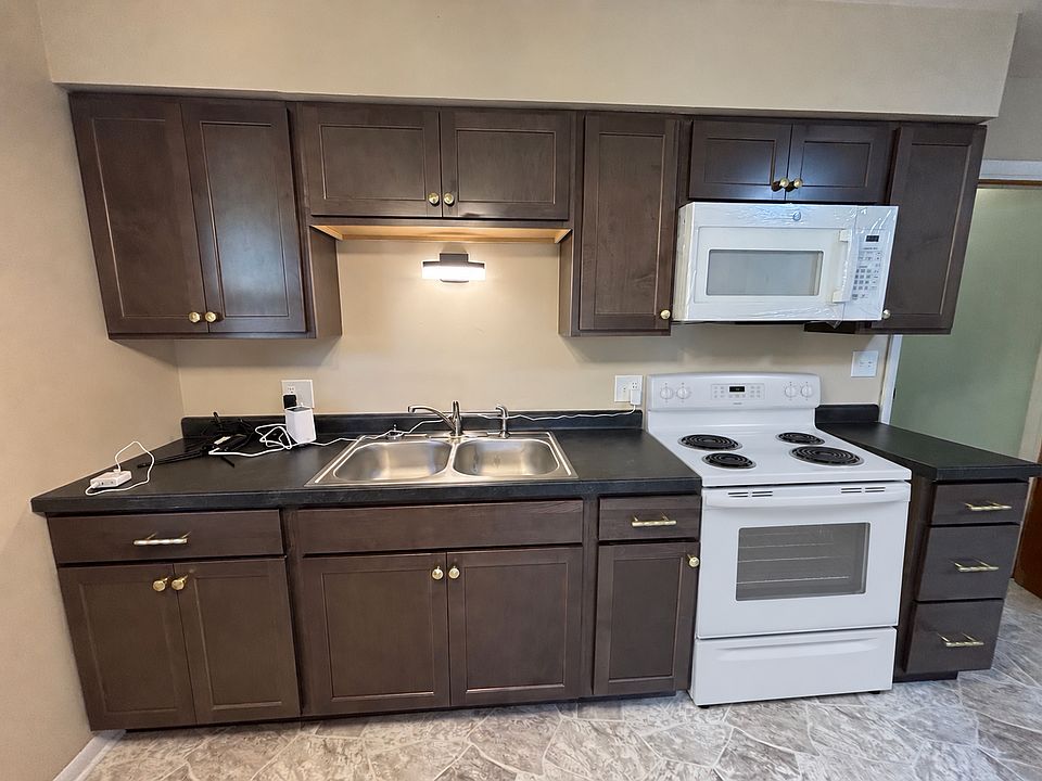 1st image of 2175 Bertha St APT 1