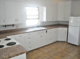 211 11th Ave, Langdon, ND 58249