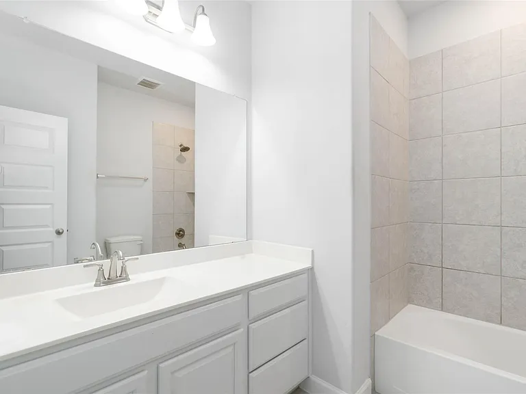 1303 Gardenia Dr — Photo 18