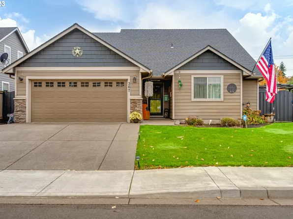 367 Yellowwood St, Junction City, OR 97448