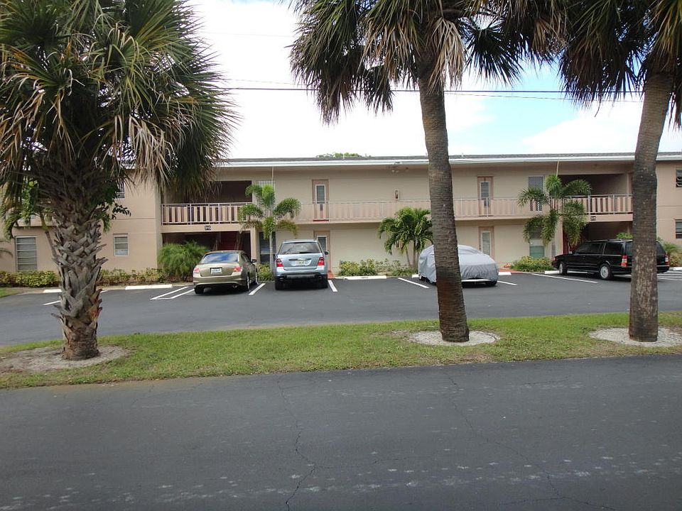 1st image of 315 Circle Dr S APT 203