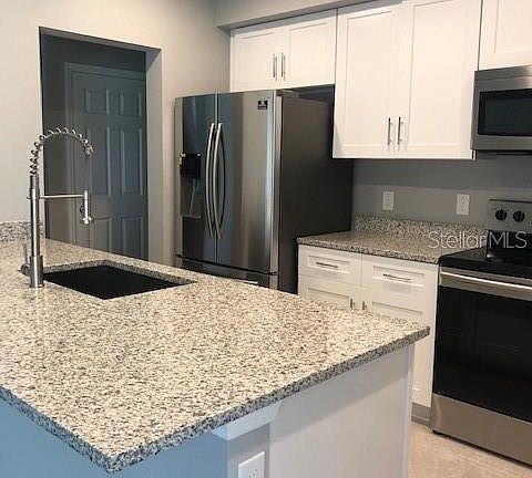 5th image of 4955 Bond St E