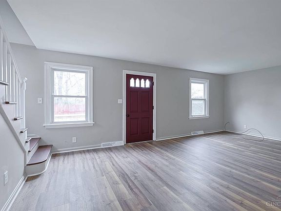 5th image of 3947 Farrow Dr