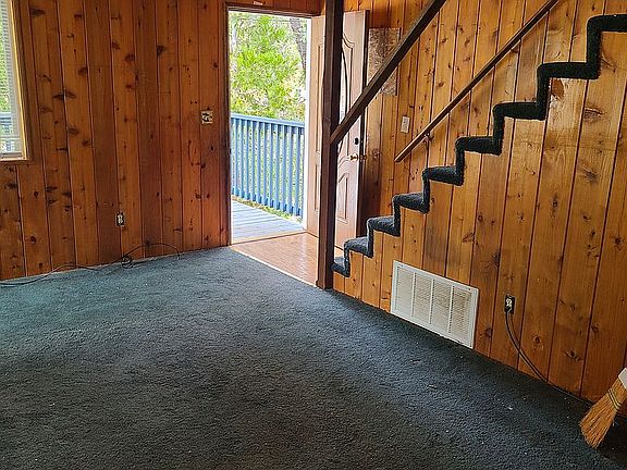 3rd image of 2251 Eagle Ln