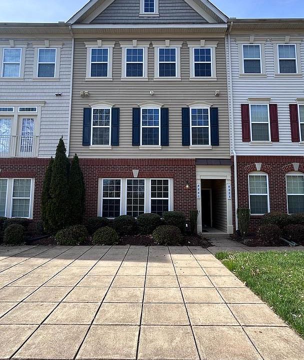 2nd image of 4888 Dane Ridge Cir