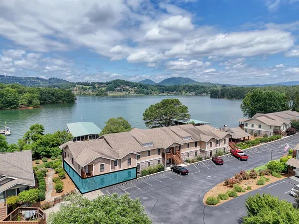 1407 Lakeside Rd Unit 201, Hiawassee, GA 30546