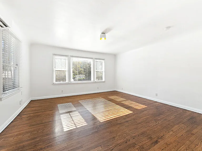 1858 Westerly Ter — Photo 11