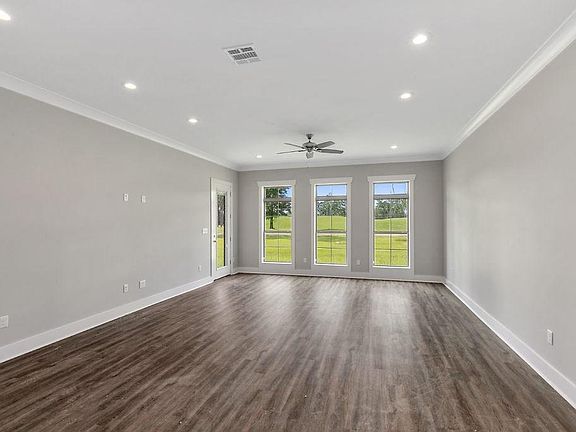 4th image of 1717 Pelican Dr