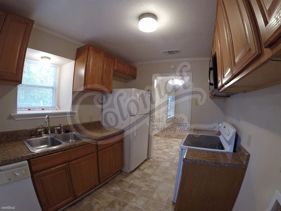 215 B E. Robin M (9)