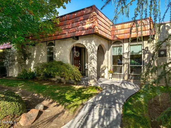 19 Crest Cir #19, Yakima, WA 98908