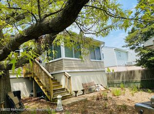 13 Pine Tree Rd, Toms River, NJ 08753