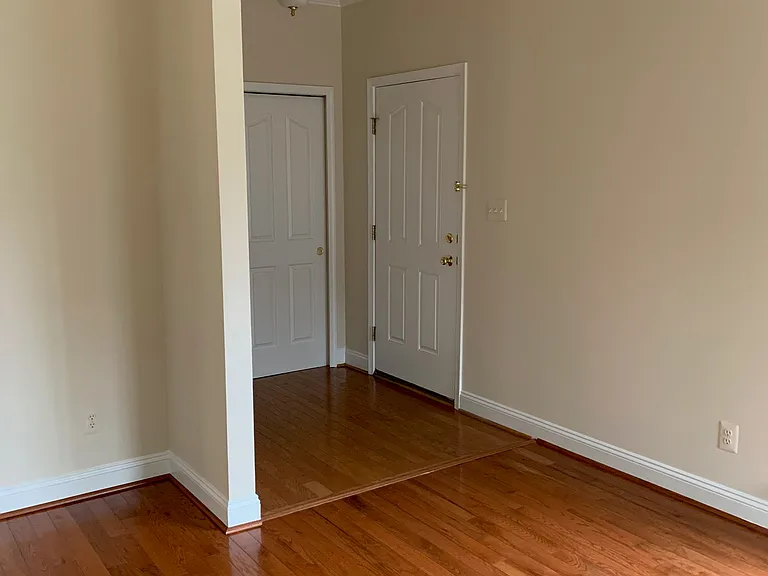 501 Callander Way — Photo 14