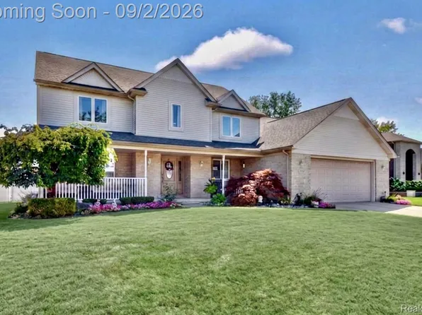 1542 N John Daly Rd, Dearborn Heights, MI 48127