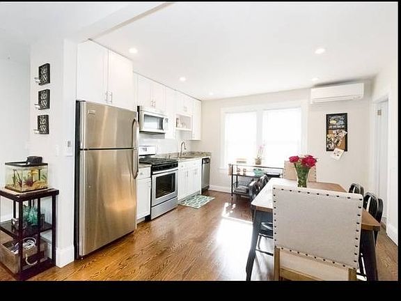 2nd image of 121 Rockwell St #2