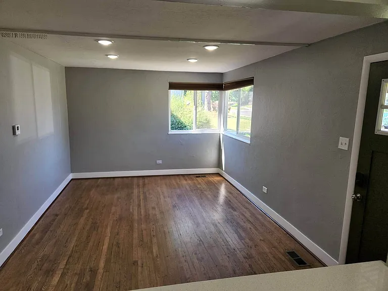 3020 N Fillmore St — Photo 4
