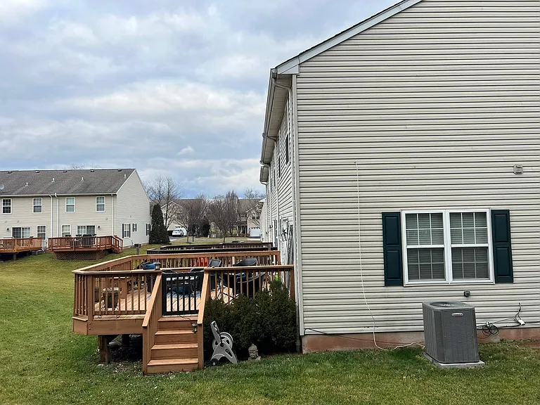 126 Fairway Dr — Photo 5