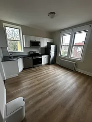 352 Gorge Road, #4747