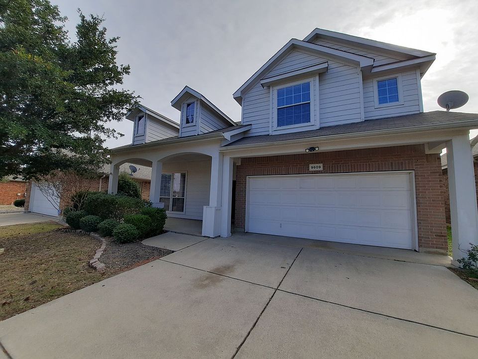 1st image of 9609 Brenden Dr