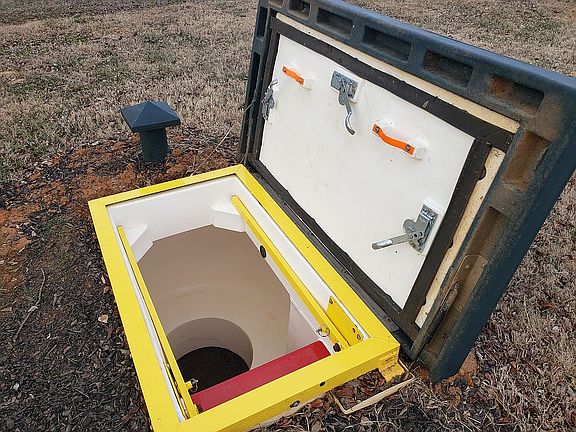 5 person storm shelter