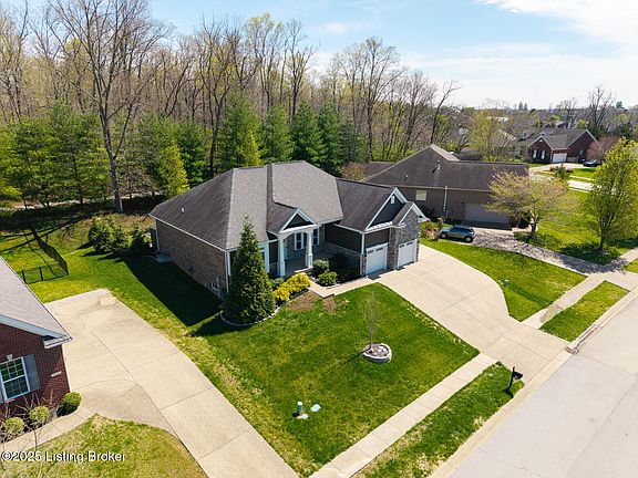 4th image of 912 Malone Pl