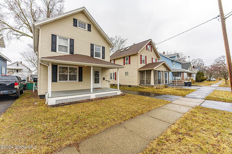 3rd image of 1139 Keyes Avenue