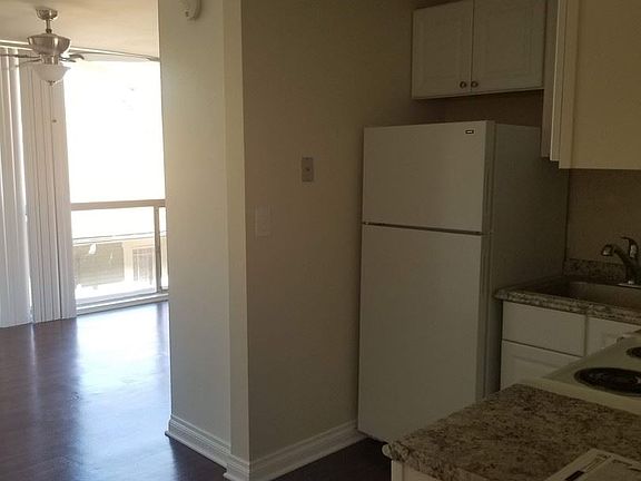4th image of 4174 3rd Ave APT 22