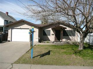316 E A St, Oakdale, CA