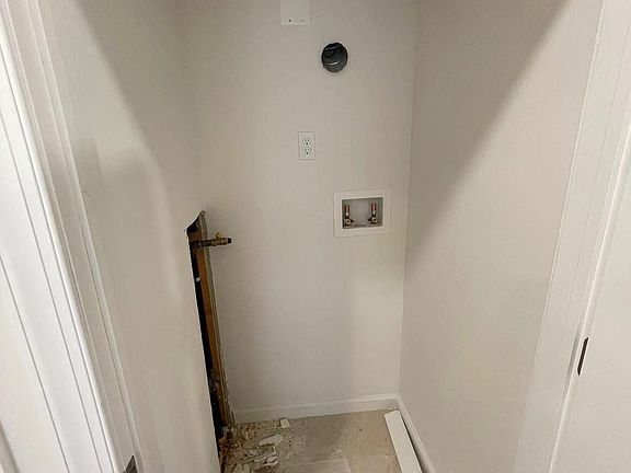4th image of 79 Coddington Ave Floor 1