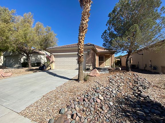 2nd image of 3017 Seaford Peak Dr