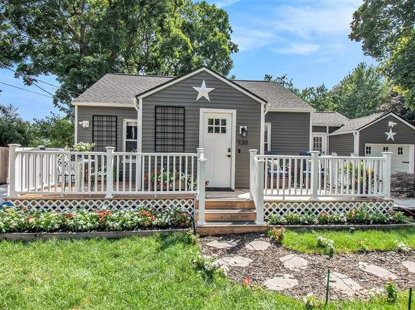 938 Cogswell St NW, Grand Rapids, MI 49544