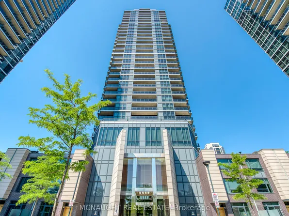 5 Valhalla Inn Rd #505, Toronto, ON M9B 0B1