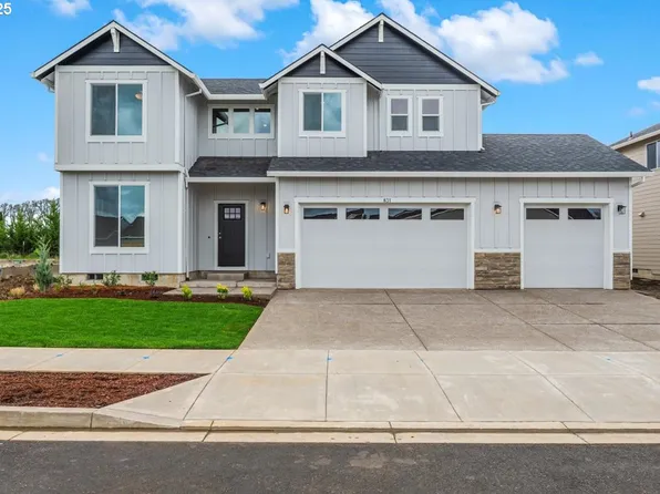 831 E Wilson St, Carlton, OR 97111