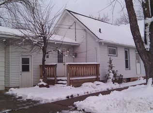644 S Superior St, De Pere, WI 54115